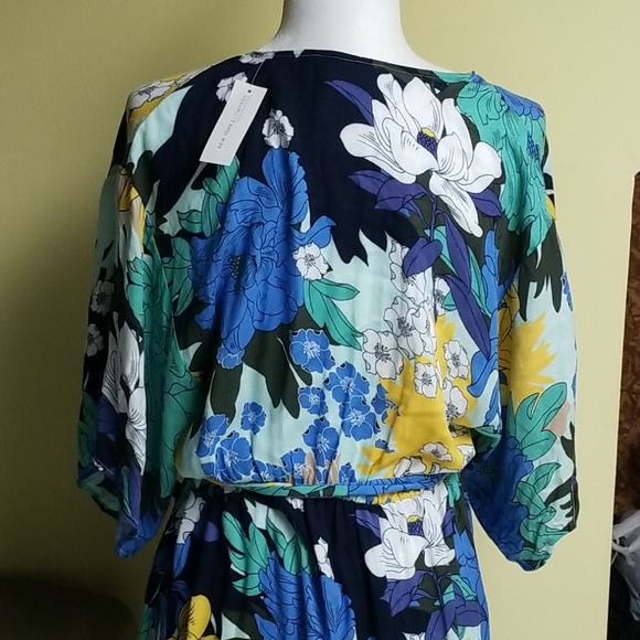 New York & Company Dress - Picture 6 of 16